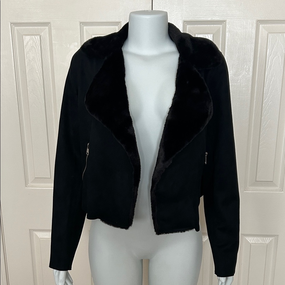 Active USA “NWT” Suede & Faux Fur collar  Women's Jacket Sz: L